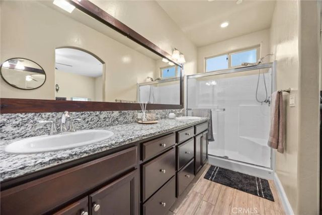 9405 Laurel Ridge, Shafter, CA 93263