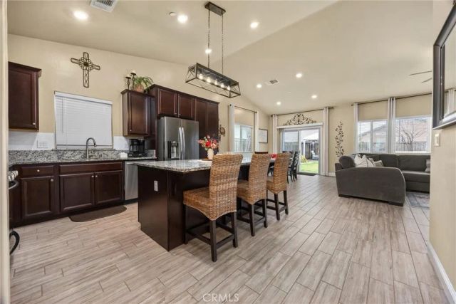 9405 Laurel Ridge, Shafter, CA 93263