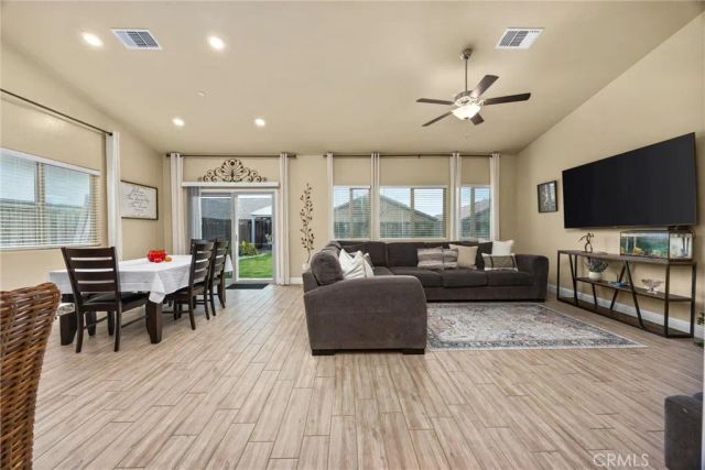 9405 Laurel Ridge, Shafter, CA 93263