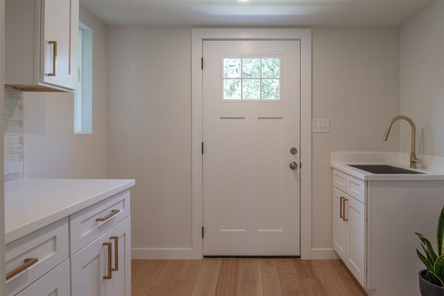 210 Davis Road, Granbury, TX 76049