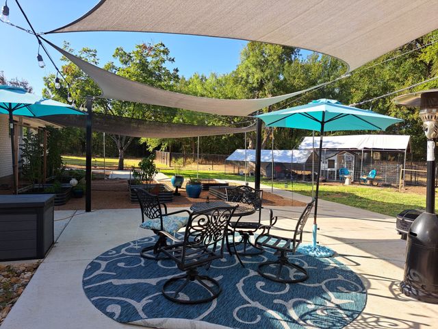 210 Davis Road, Granbury, TX 76049