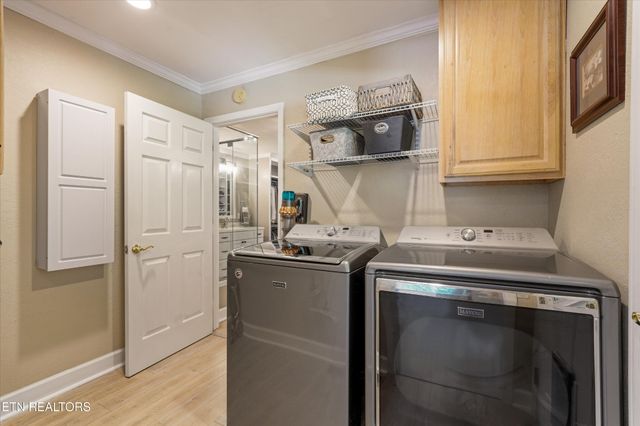 619 Emerald Ave, Kodak, TN 37764