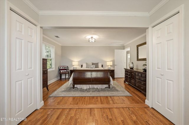 619 Emerald Ave, Kodak, TN 37764