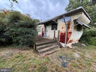 246 MONROE DR, Colonial Beach, VA 22443