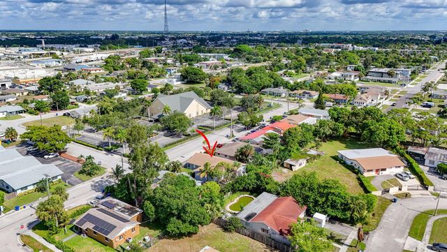 3640 Avenue J, West Palm Beach, FL 33404