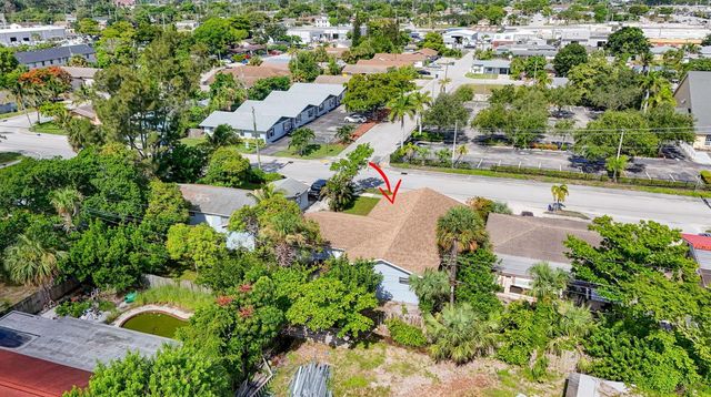 3640 Avenue J, West Palm Beach, FL 33404