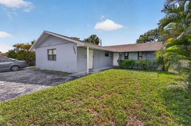 3640 Avenue J, West Palm Beach, FL 33404