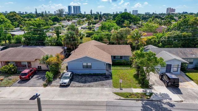 3640 Avenue J, West Palm Beach, FL 33404