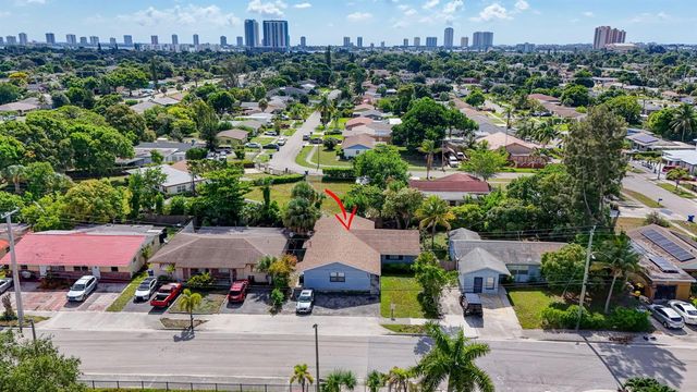 3640 Avenue J, West Palm Beach, FL 33404