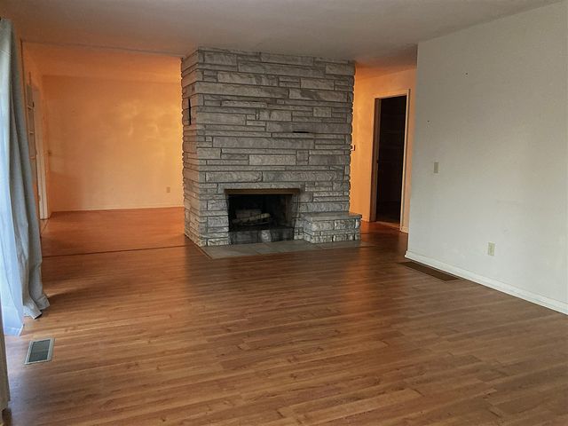 7250 S Sheridan Road, Sheridan, MI 48884