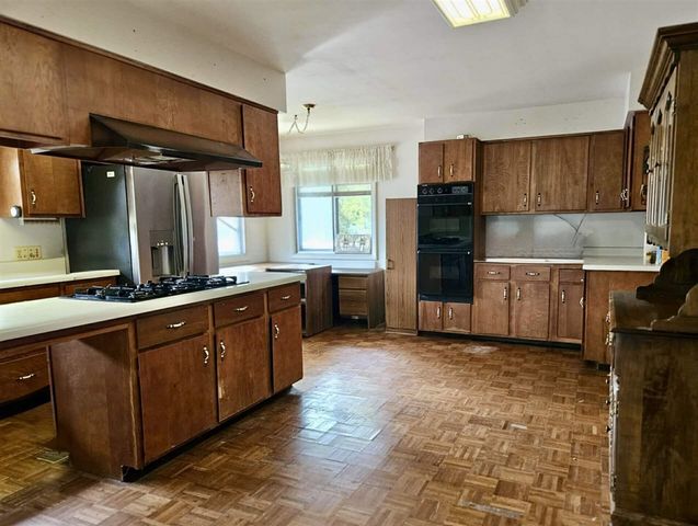 7250 S Sheridan Road, Sheridan, MI 48884