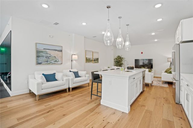 600 3RD AVENUE S 307, St Petersburg, FL 33701