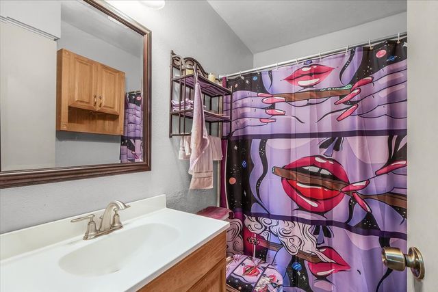 327 E Center Street, Duncanville, TX 75116