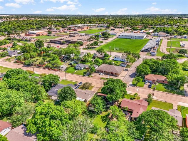 327 E Center Street, Duncanville, TX 75116