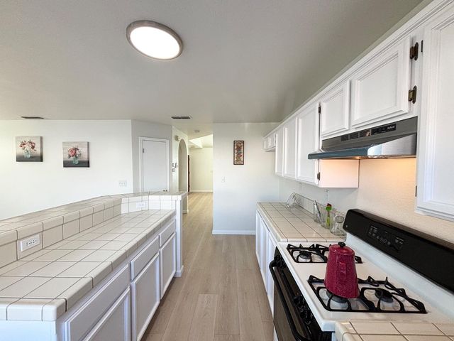 6813 Springridge Way, Elk Grove, CA 95758