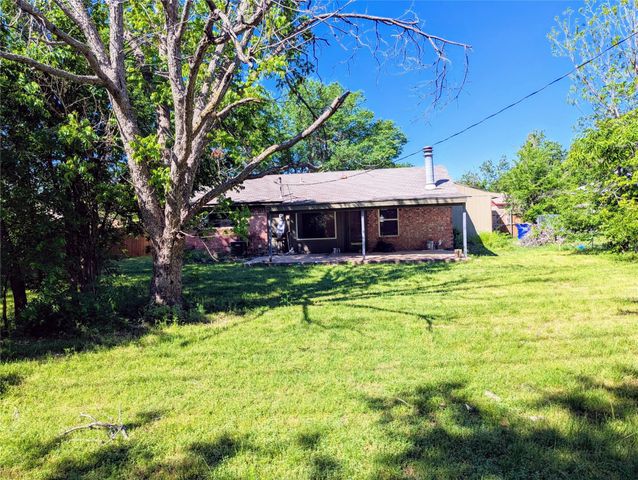 6357 Cascade Circle, Watauga, TX 76148
