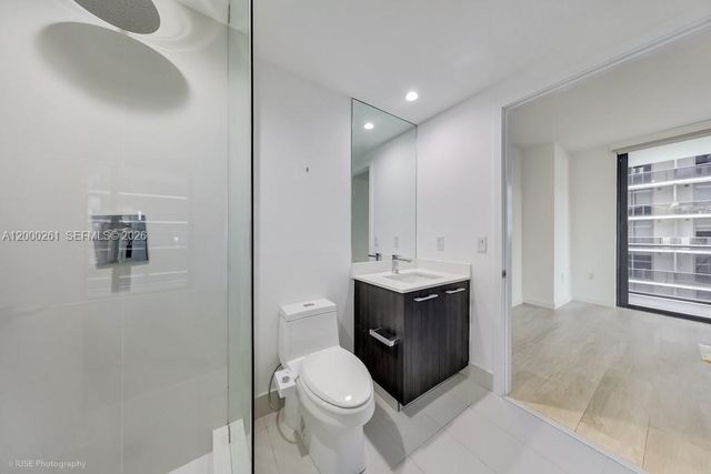 45 SW 9th St 1808, Miami, FL 33130