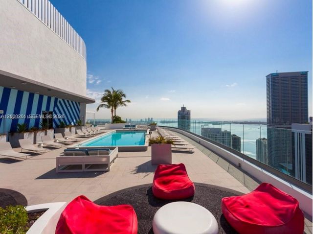 45 SW 9th St 1808, Miami, FL 33130