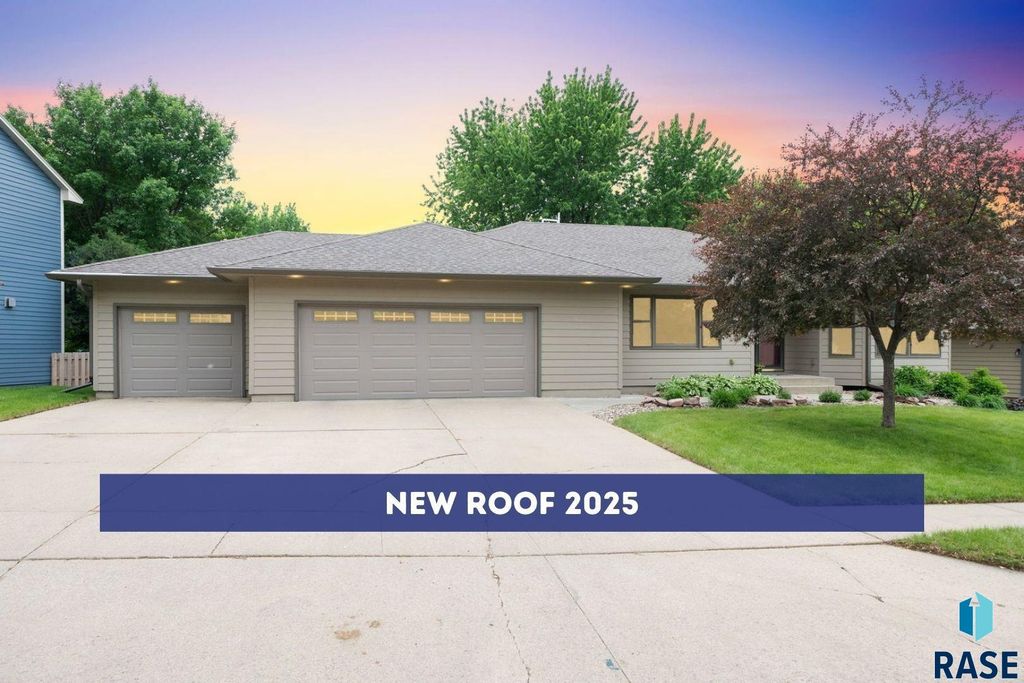 909 E 64th St Street, Sioux Falls, SD 57108