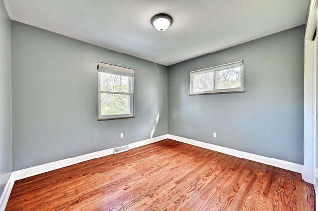 411 Chesapeake Avenue, Fort Thomas, KY 41075