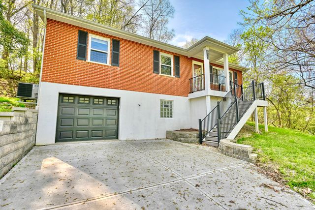 411 Chesapeake Avenue, Fort Thomas, KY 41075