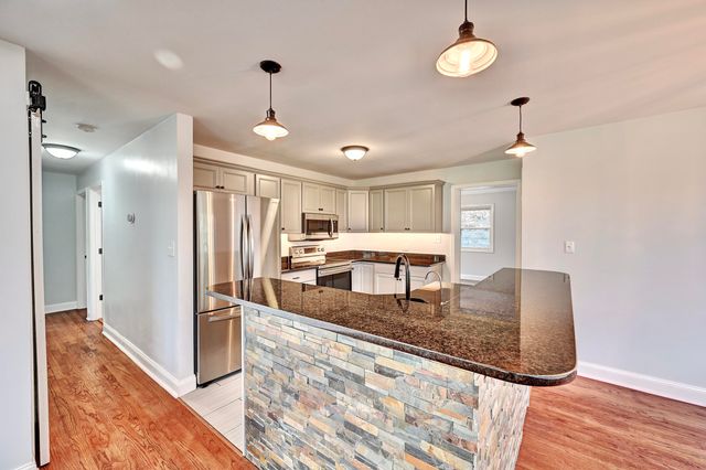 411 Chesapeake Avenue, Fort Thomas, KY 41075