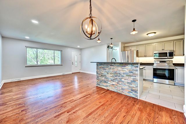 411 Chesapeake Avenue, Fort Thomas, KY 41075