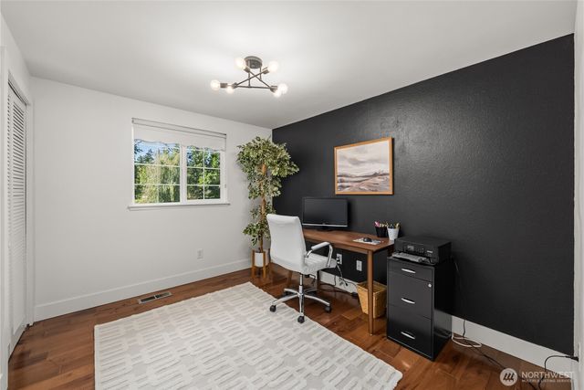 2213 Virginia Court, Milton, WA 98354