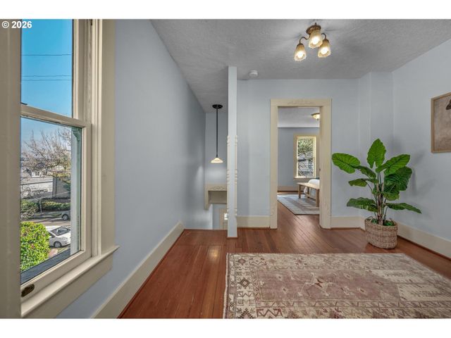 3213 Se 9TH Ave, Portland, OR 97202