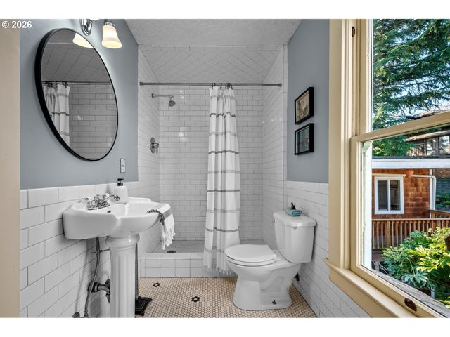 3213 Se 9TH Ave, Portland, OR 97202