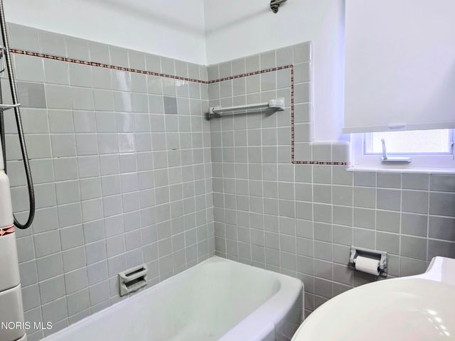 2826 Latonia Boulevard, Toledo, OH 43606