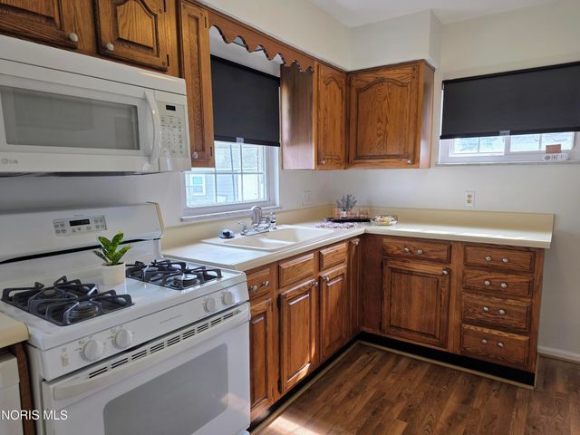 2826 Latonia Boulevard, Toledo, OH 43606