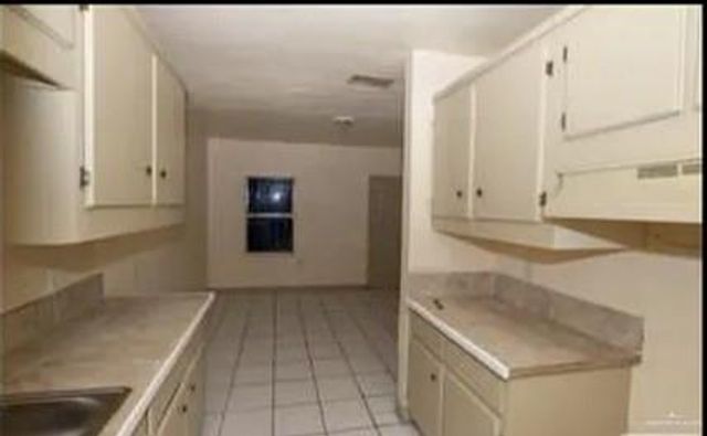 209 E Washington E Avenue, Harlingen, TX 78550