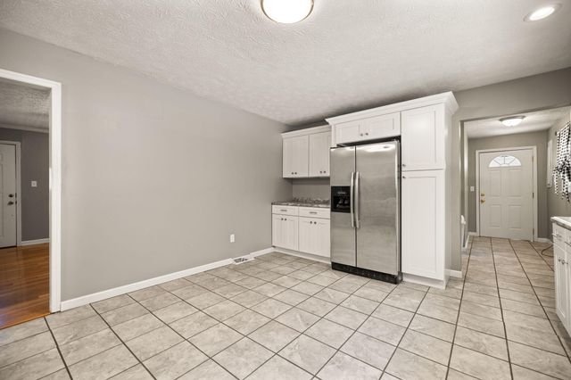 177 White Church Right Frk Road, Pineville, KY 40977