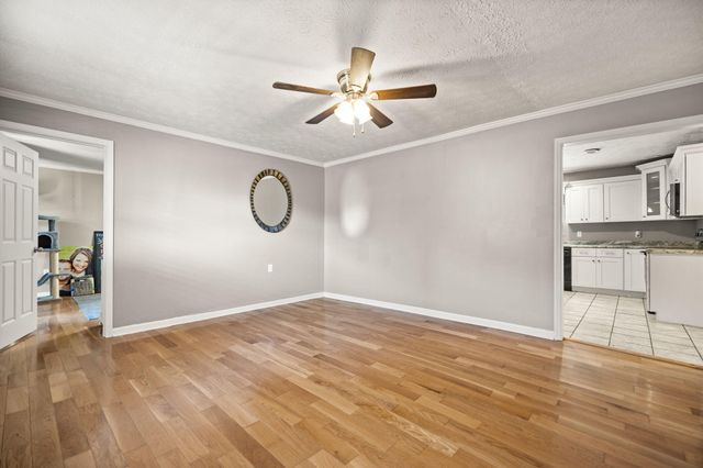 177 White Church Right Frk Road, Pineville, KY 40977