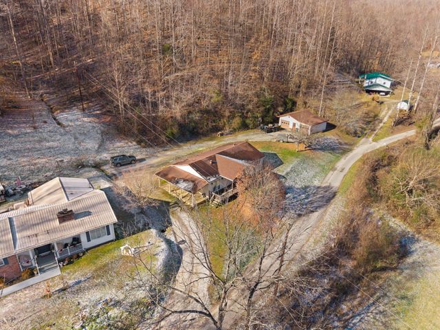 177 White Church Right Frk Road, Pineville, KY 40977