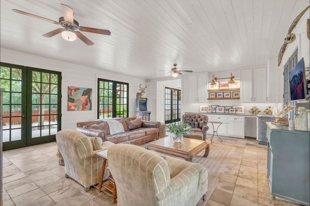 198 Ac Fm 1374, Huntsville, TX 77340