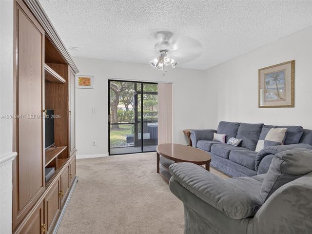 15718 E Waterside Cir 105, Sunrise, FL 33326