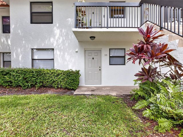 15718 E Waterside Cir 105, Sunrise, FL 33326