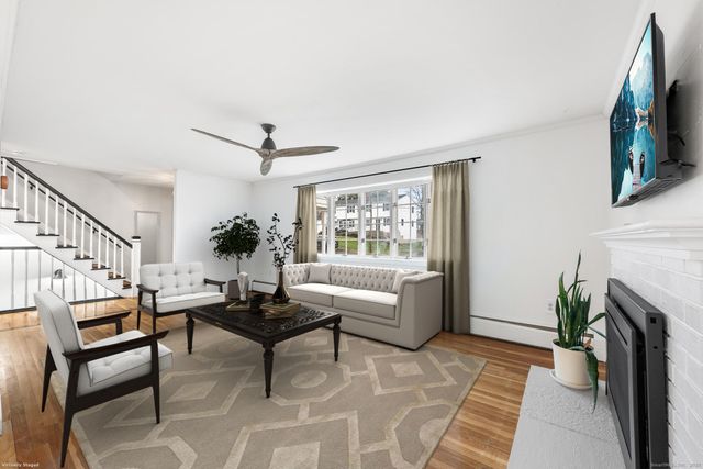 85 Aspen Drive, Middletown, CT 06457