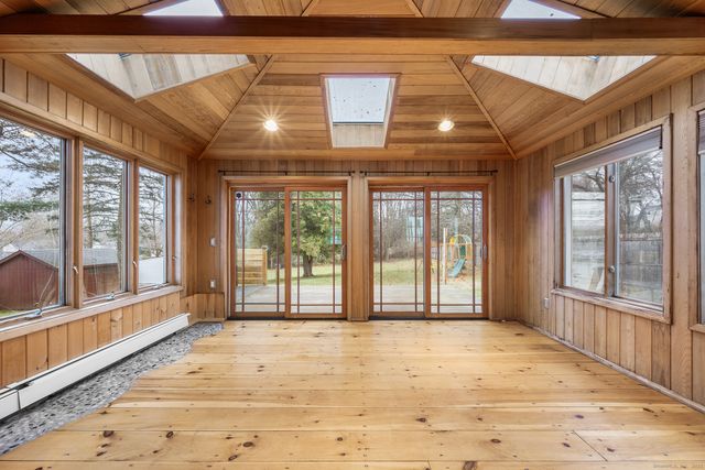 85 Aspen Drive, Middletown, CT 06457