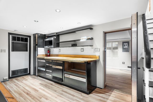 85 Aspen Drive, Middletown, CT 06457