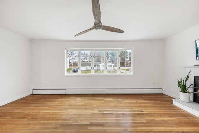 85 Aspen Drive, Middletown, CT 06457