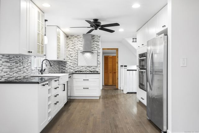 85 Aspen Drive, Middletown, CT 06457