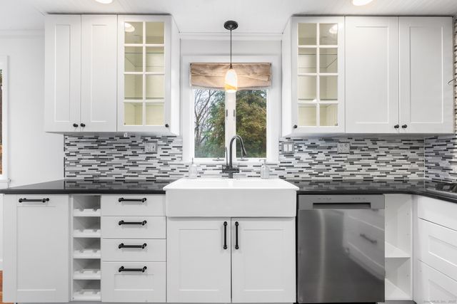 85 Aspen Drive, Middletown, CT 06457