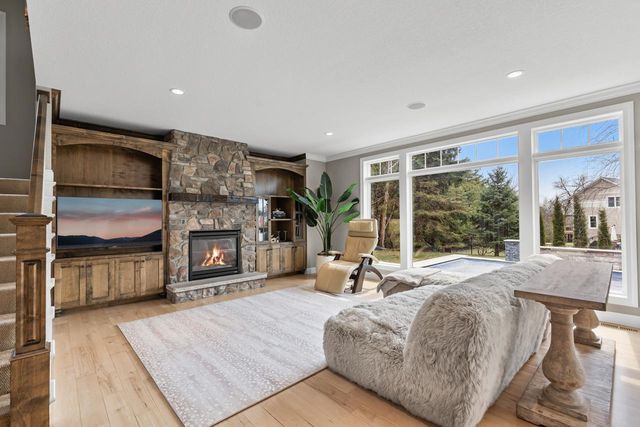 2051 Pinehurst Drive, Chanhassen, MN 55317