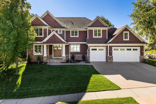 2051 Pinehurst Drive, Chanhassen, MN 55317
