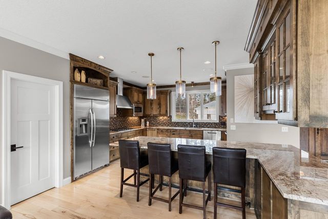 2051 Pinehurst Drive, Chanhassen, MN 55317
