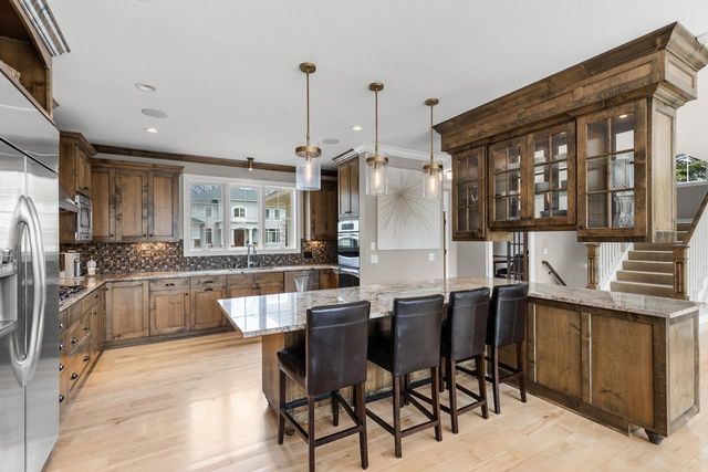 2051 Pinehurst Drive, Chanhassen, MN 55317