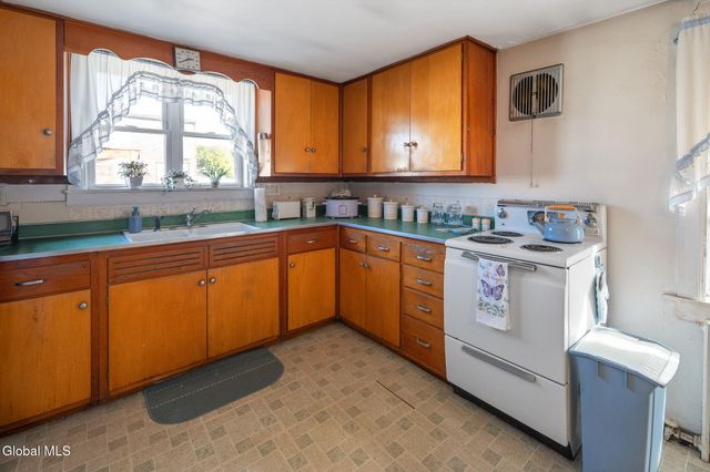 107 Railroad Avenue, Middleburgh, NY 12122